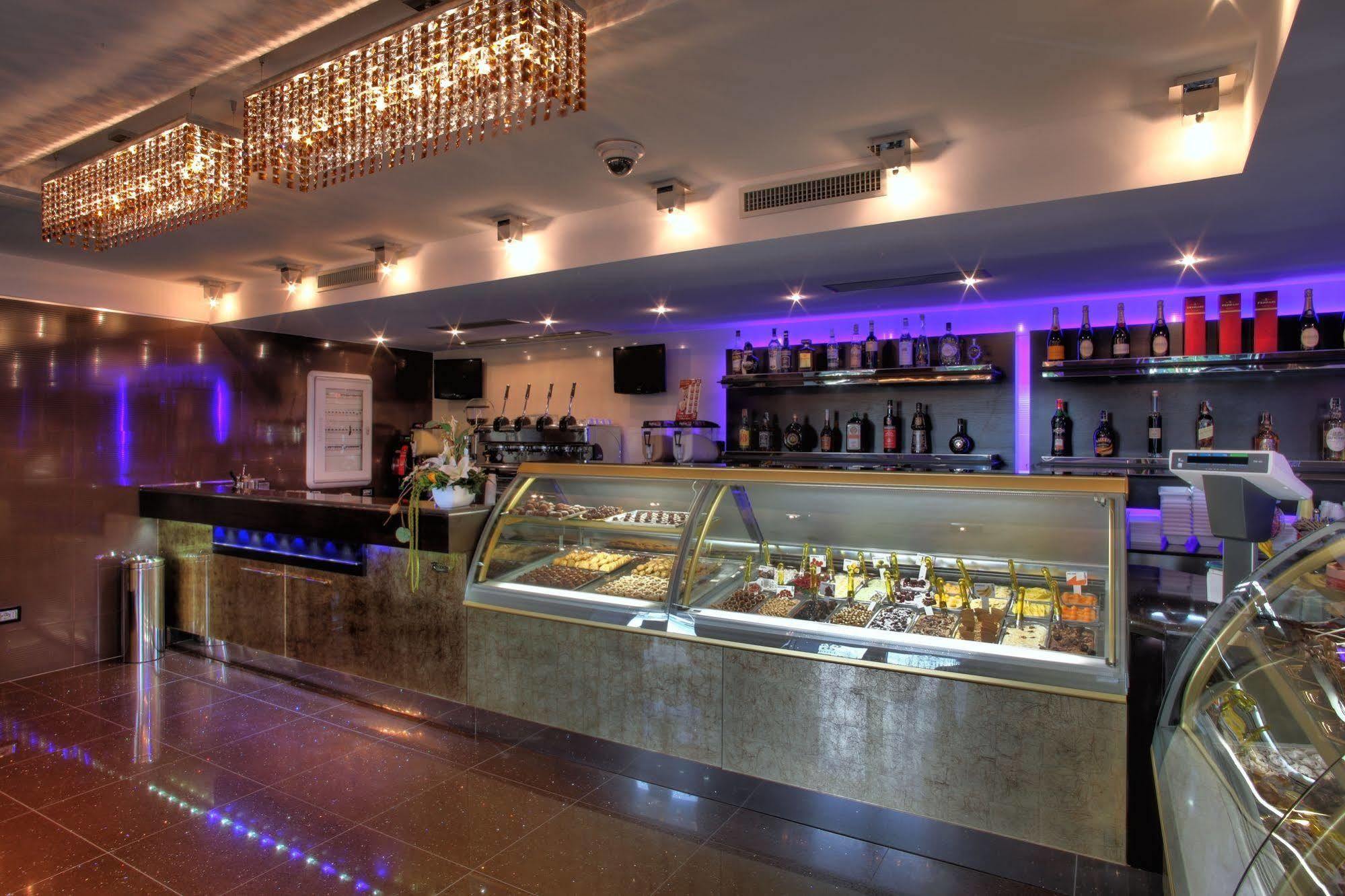 Cenacolo Hotel